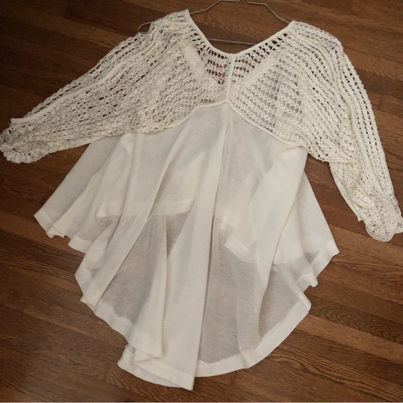 BEAUTIFUL Free People Castaway crochet sleeve top ivory women’s small oversized - Picture 3 of 13